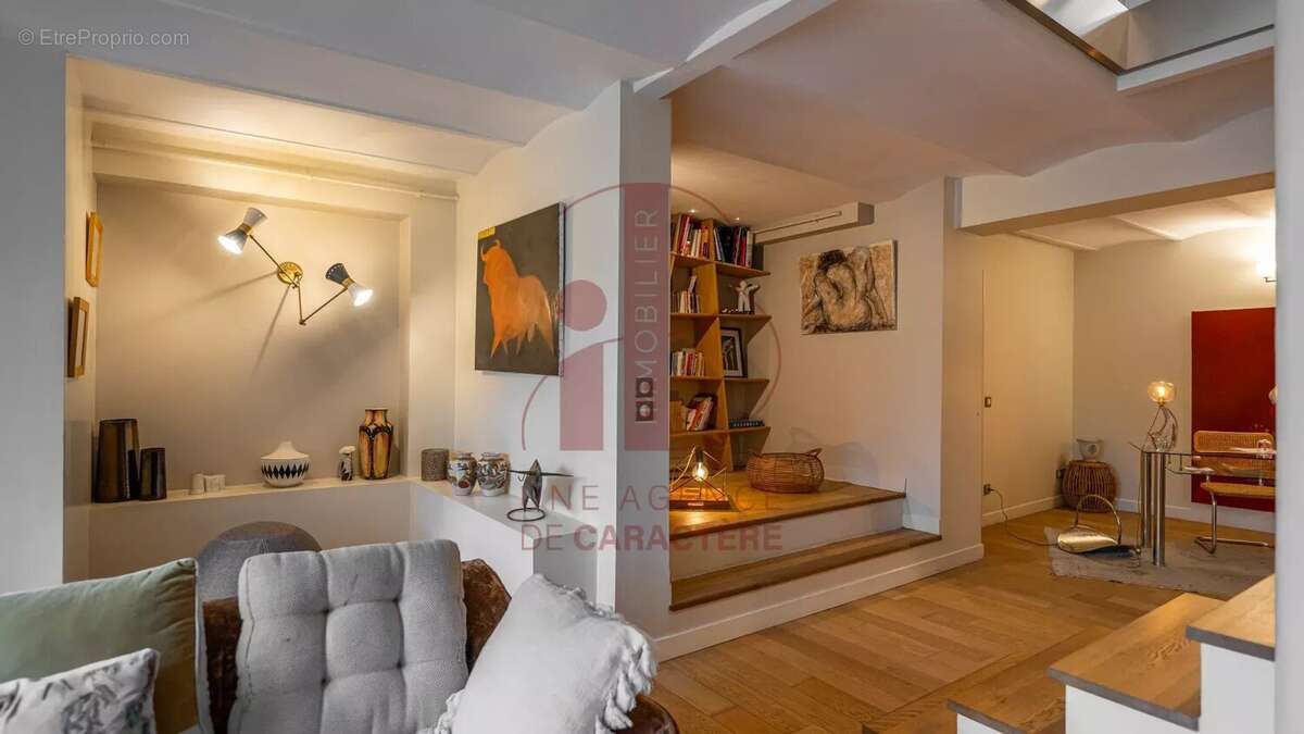 Maison à FONTAINEBLEAU