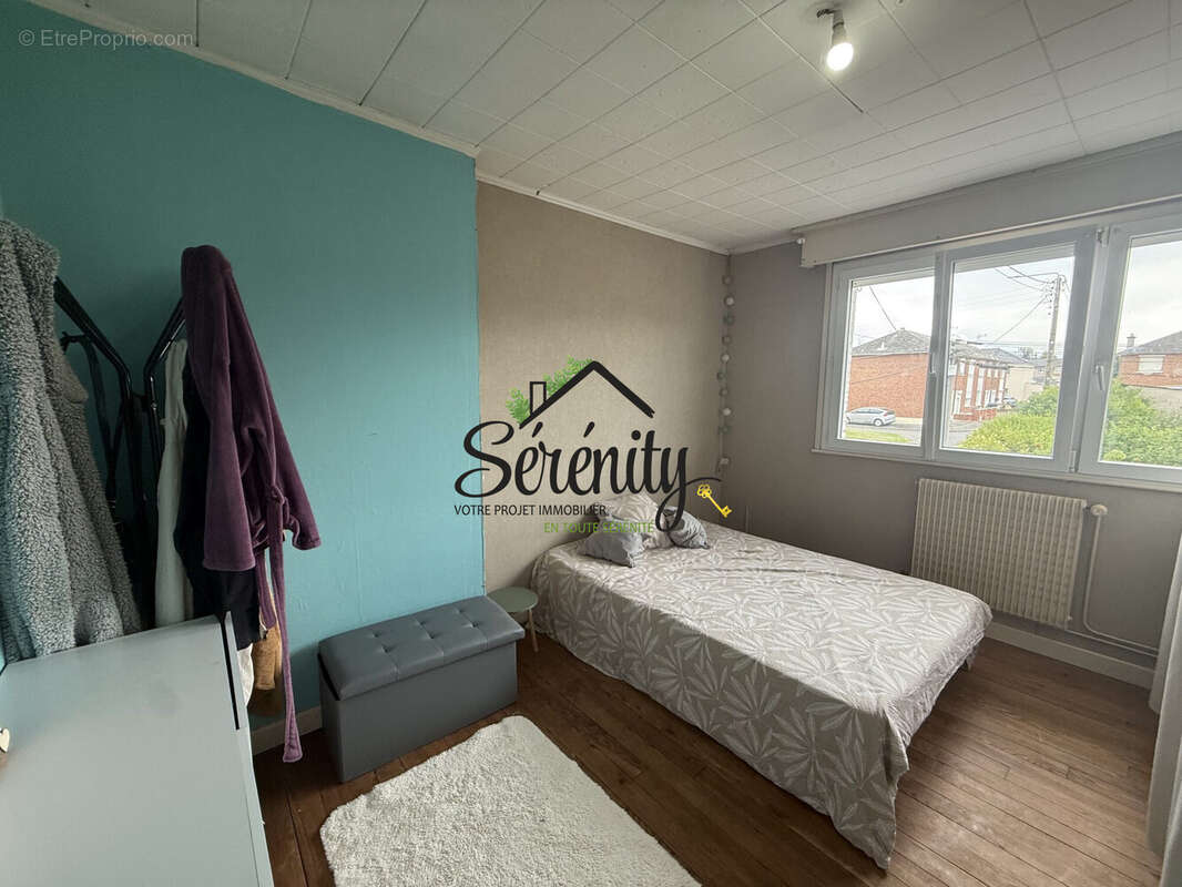 Maison à DOUCHY-LES-MINES