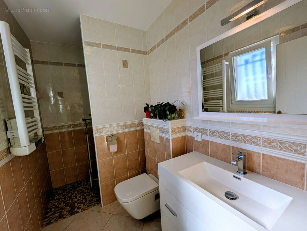 Maison à LEZIGNAN-CORBIERES