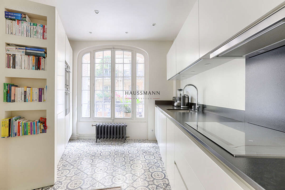 Appartement à PARIS-12E