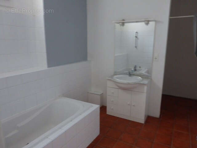 Appartement à CARCASSONNE