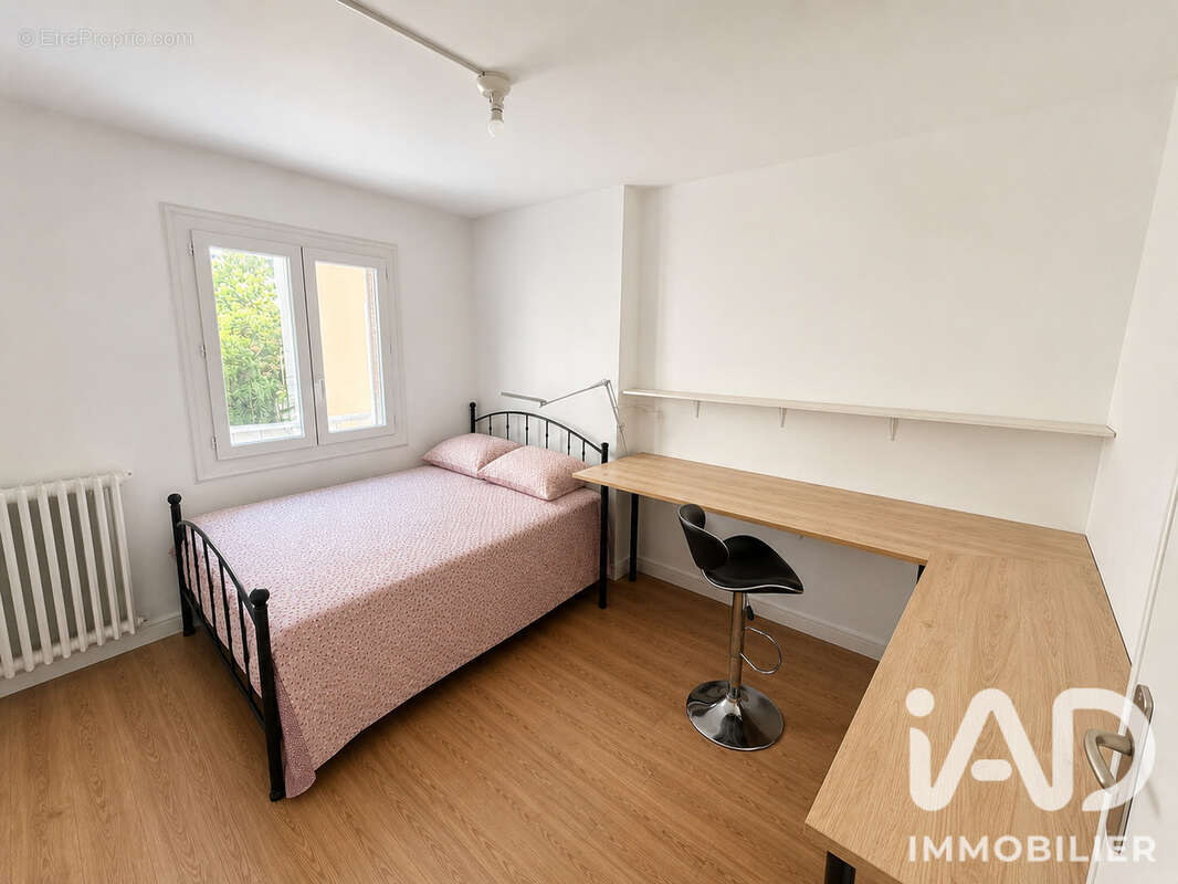 Appartement 70 m² à Nimes  - photo 5