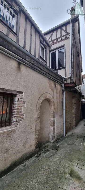 Commerce à PROVINS