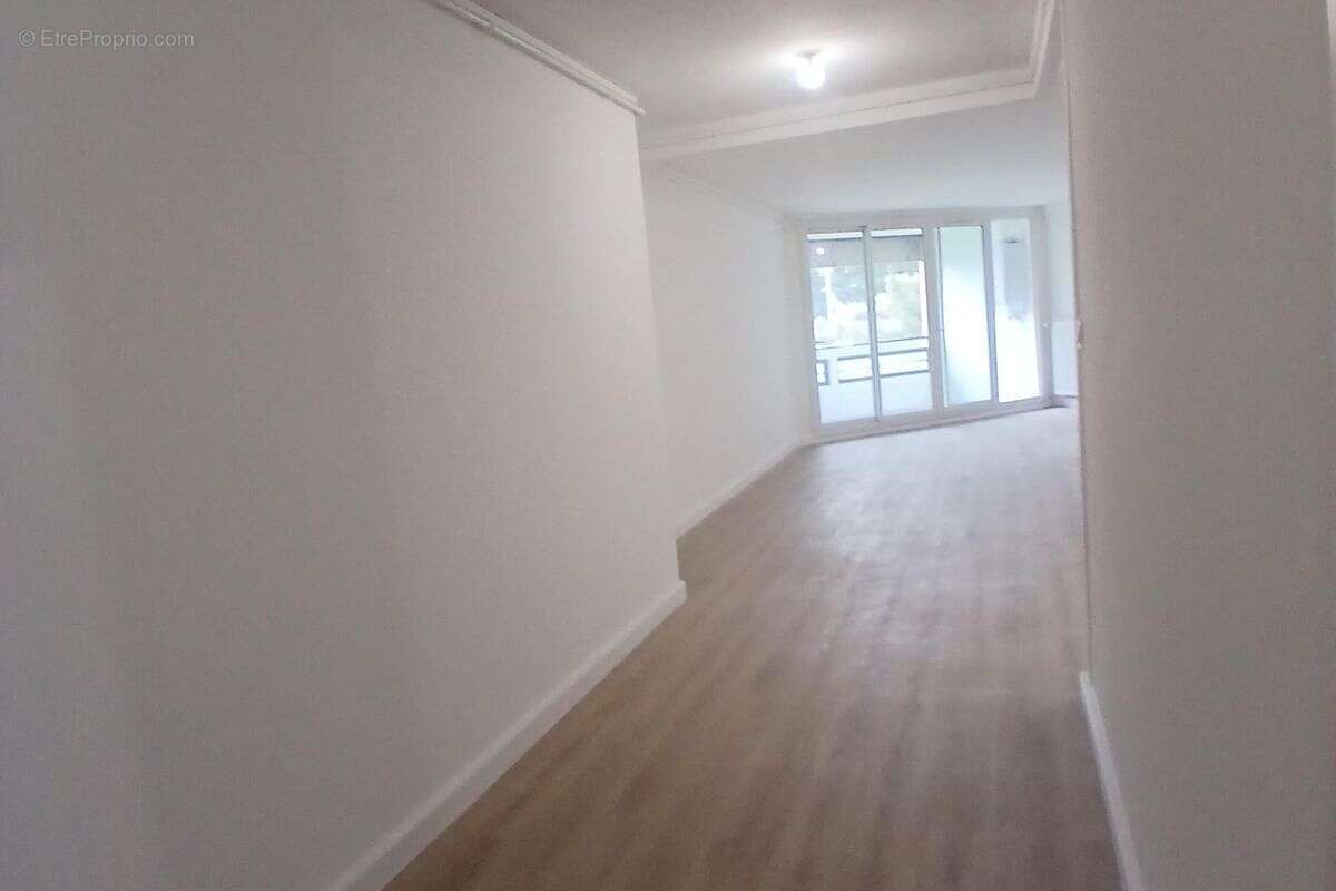 Appartement à MARSEILLE-9E