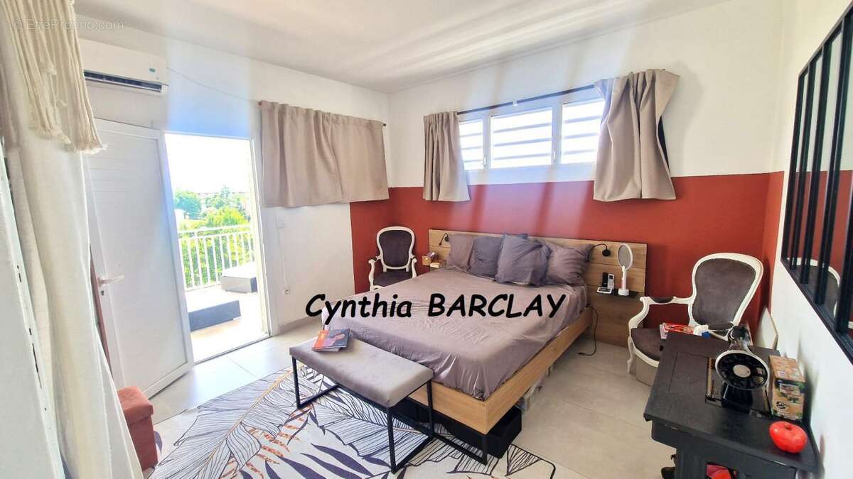 Maison à SCHOELCHER