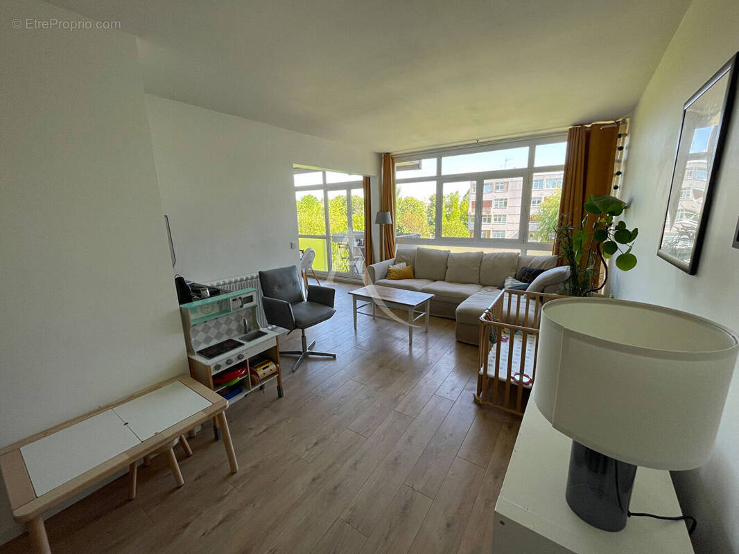 Appartement à MAISONS-LAFFITTE