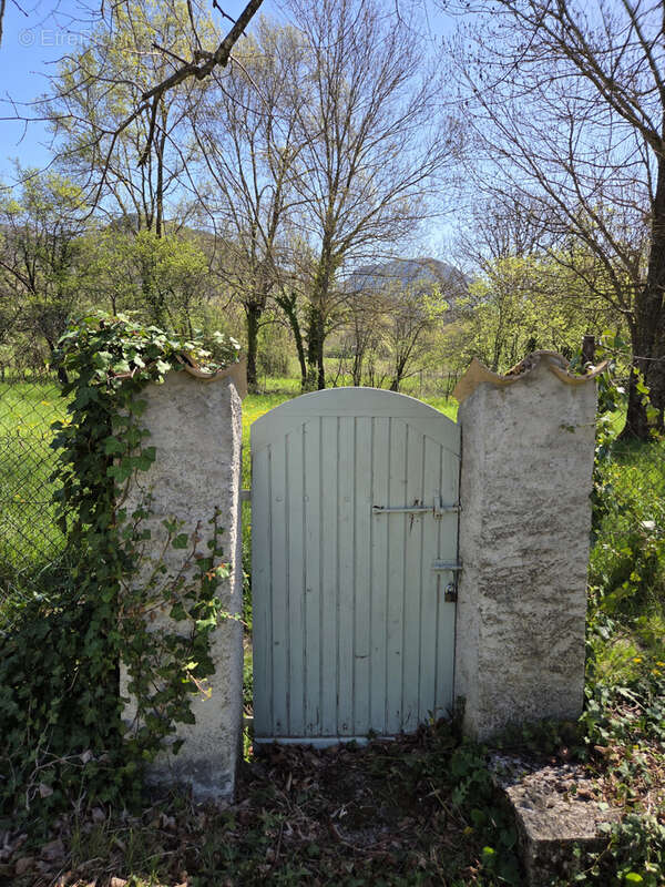 Maison à LA MOTTE-CHALANCON