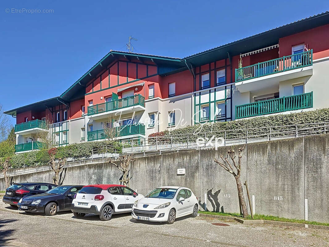 Appartement à URRUGNE