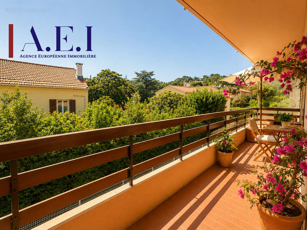 *Appartement T4 avec terrasses et stationnement - photo 4