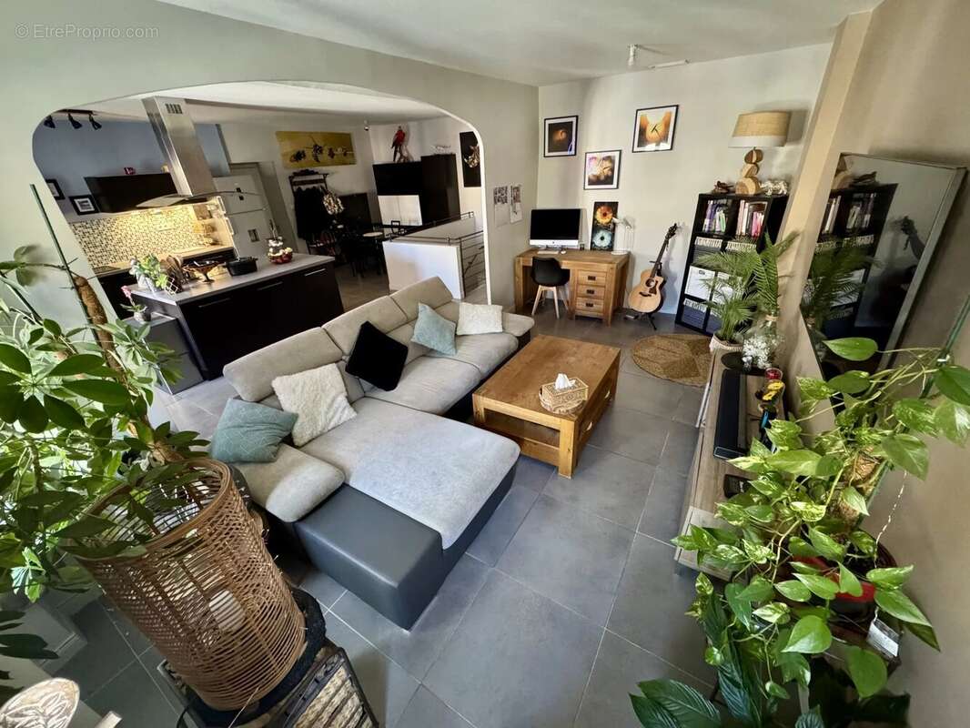 Appartement à SALON-DE-PROVENCE