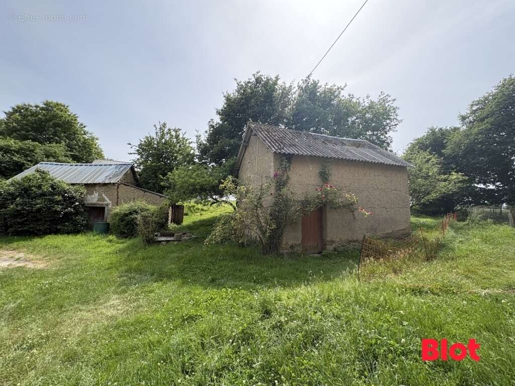 Maison 151 m² à Medreac  - photo 4