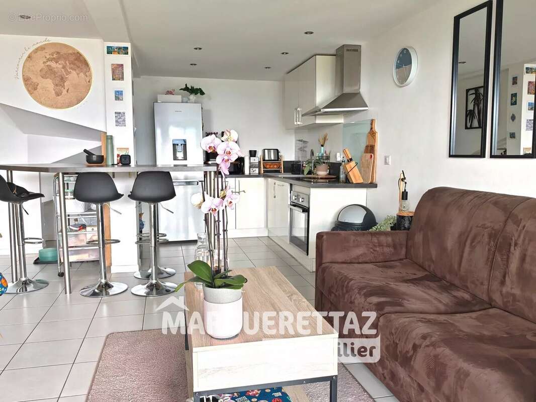 Maison à CHATILLON-SUR-CLUSES