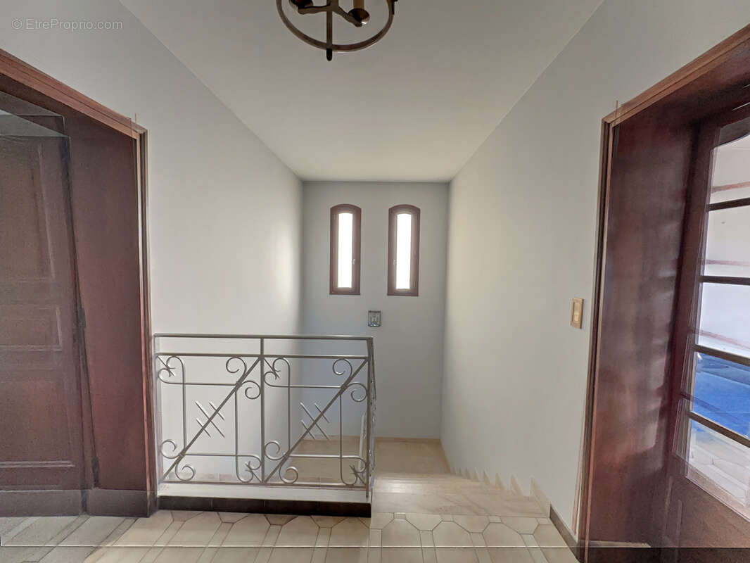 Maison à SAINT-JEAN-DE-VEDAS