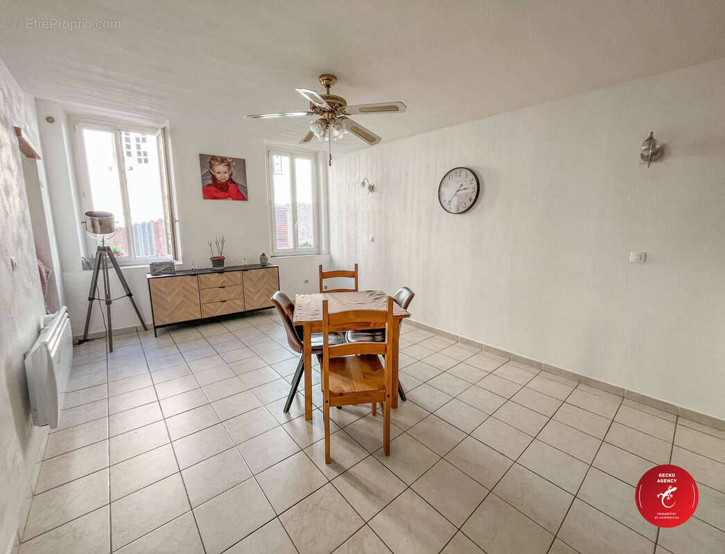 Appartement à FIGANIERES