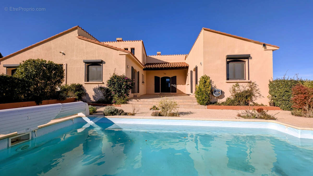 Maison à MONTESQUIEU-DES-ALBERES