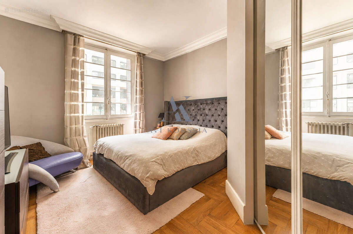 Lyon 6ᵉ   Appartement de caractère 105 m2 avec charme ancien - photo 6