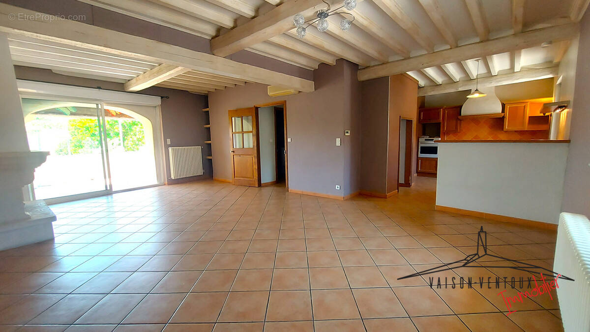 Maison à MONDRAGON
