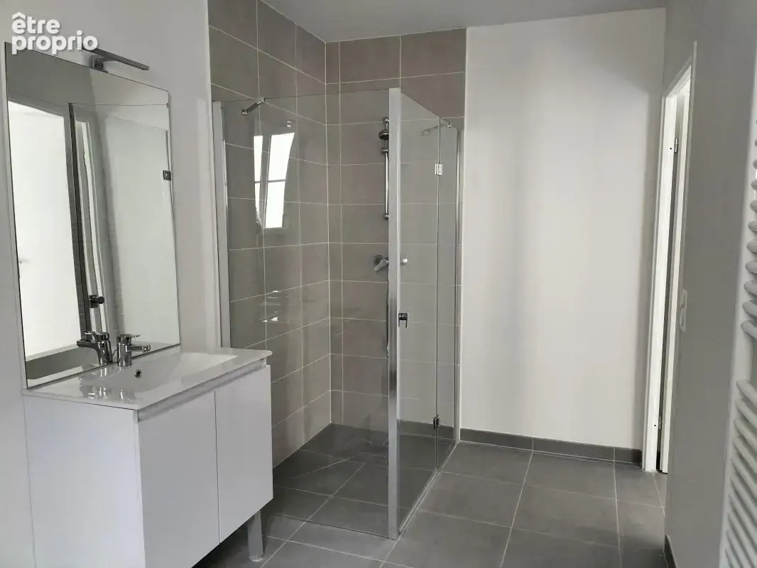 Appartement T4 67m² - Pont-Sainte-Maxence - 31 - photo 3