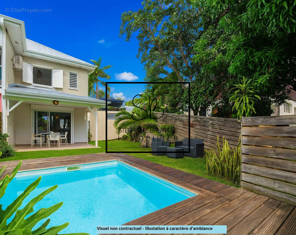 Appartement à LE ROBERT