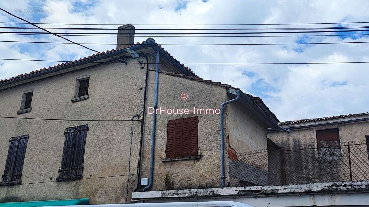 Appartement à LA COURONNE