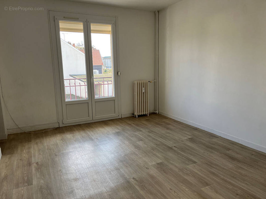 Appartement à vendre Rethel 3 pièces 84 m2. - photo 1