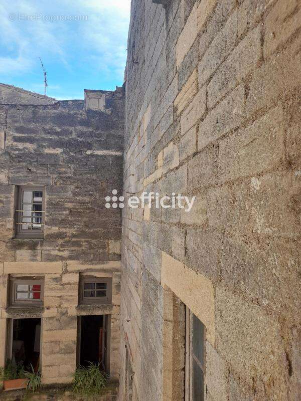 Appartement à PEZENAS