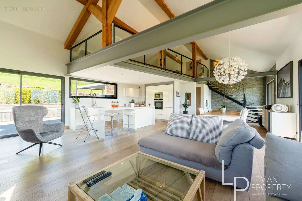 Maison à SAINT-JORIOZ