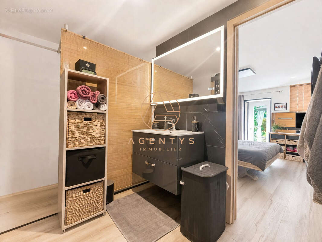 Maison à NOISY-LE-GRAND