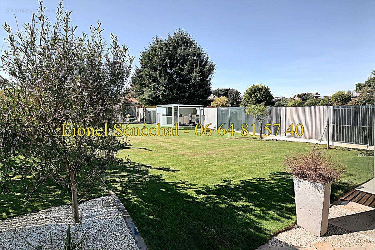 Maison à BRETTE-LES-PINS