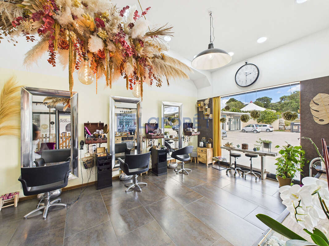 Commerce à GROSSETO-PRUGNA