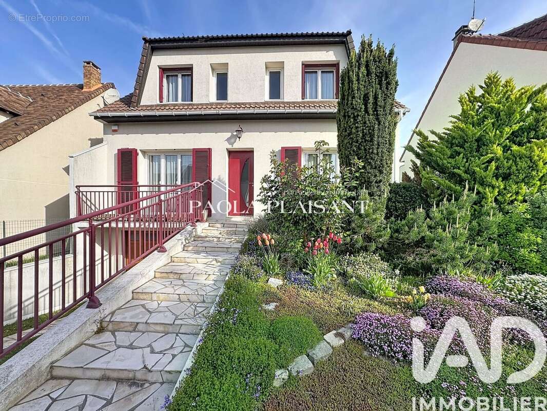Photo 1 - Maison à TREMBLAY-EN-FRANCE