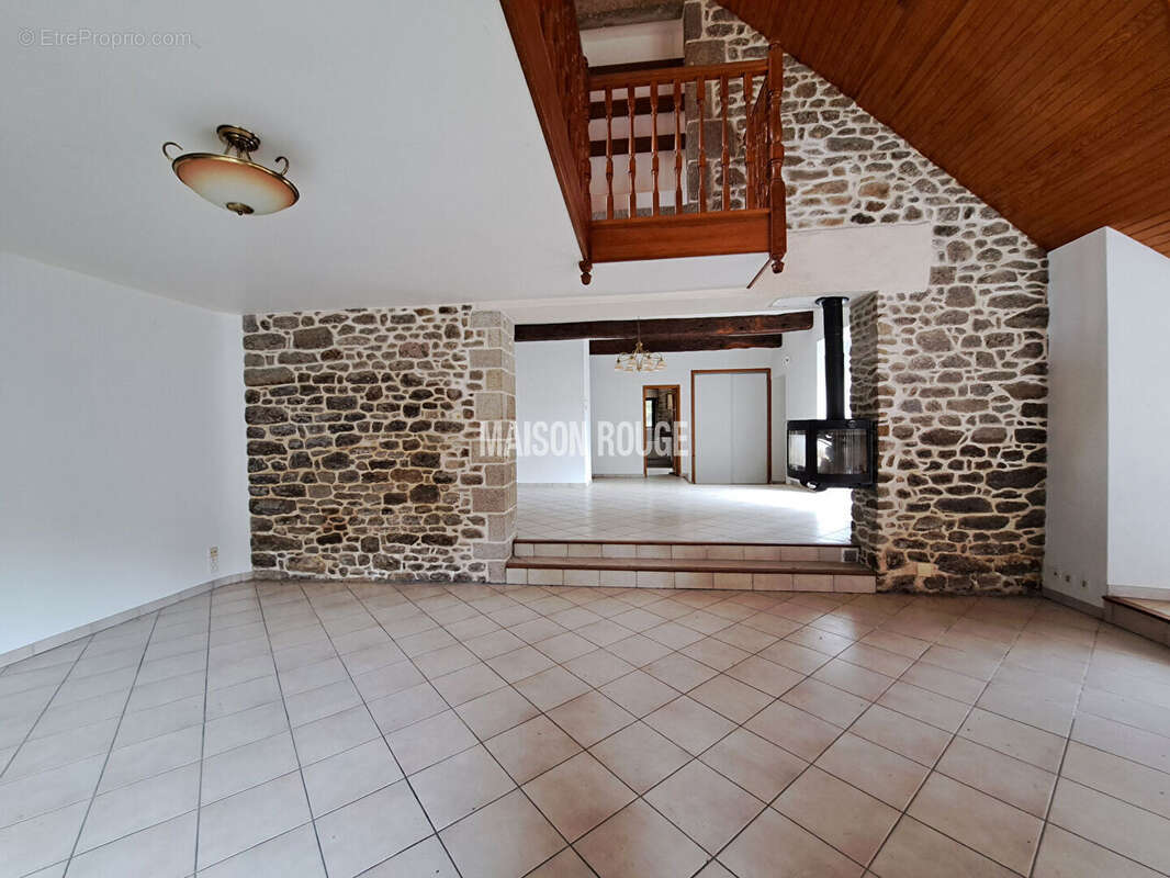 Maison à CREHEN