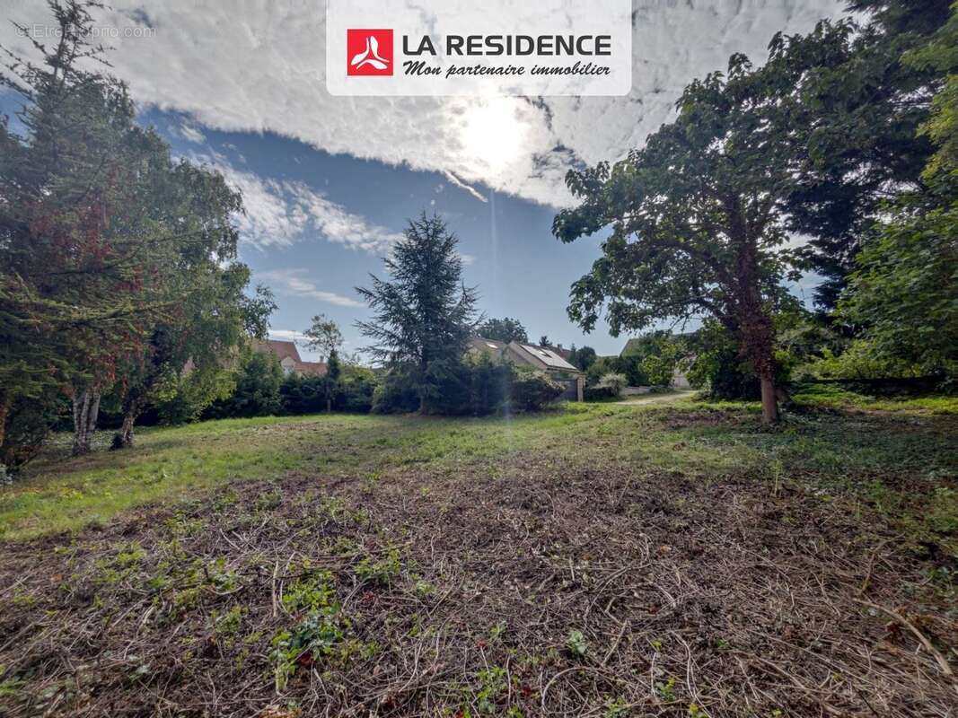 Terrain à GOUSSONVILLE