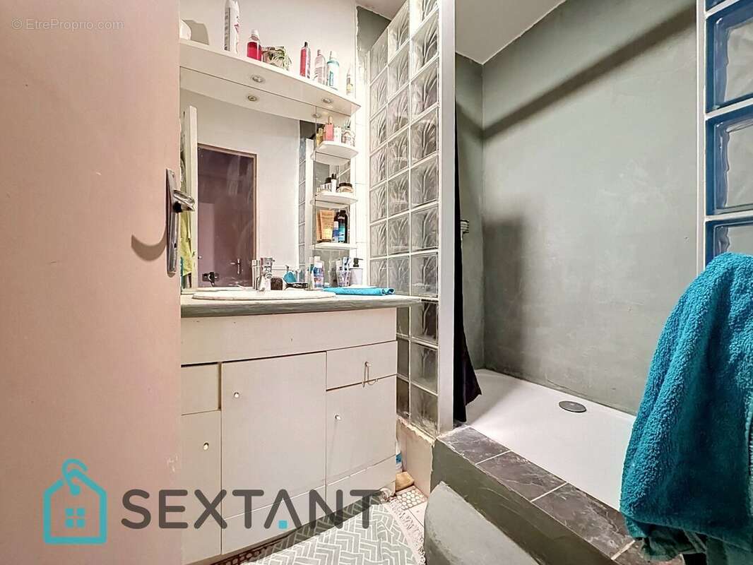 Appartement 70 m2 2 chambres avec parking - photo 8