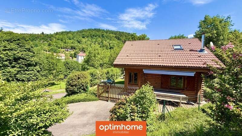 EXCLUSIVITÉ – Chalet fuste (rondins) meublé – 46 m² – Terrain 1 500 m² – Basse-sur-le-Rupt – Hautes-Vosges - photo 2