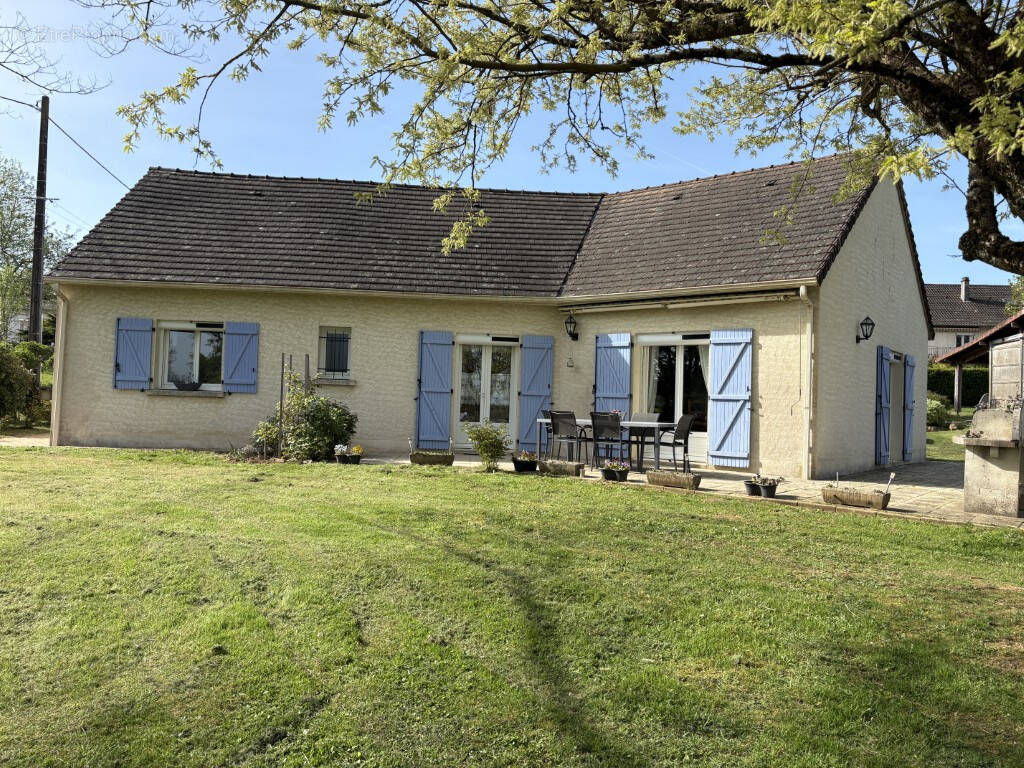 Maison à BEYSSAC