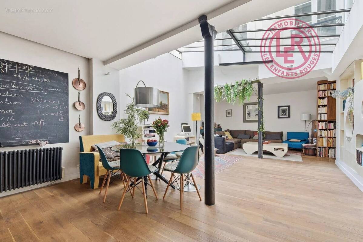 Appartement à PARIS-11E