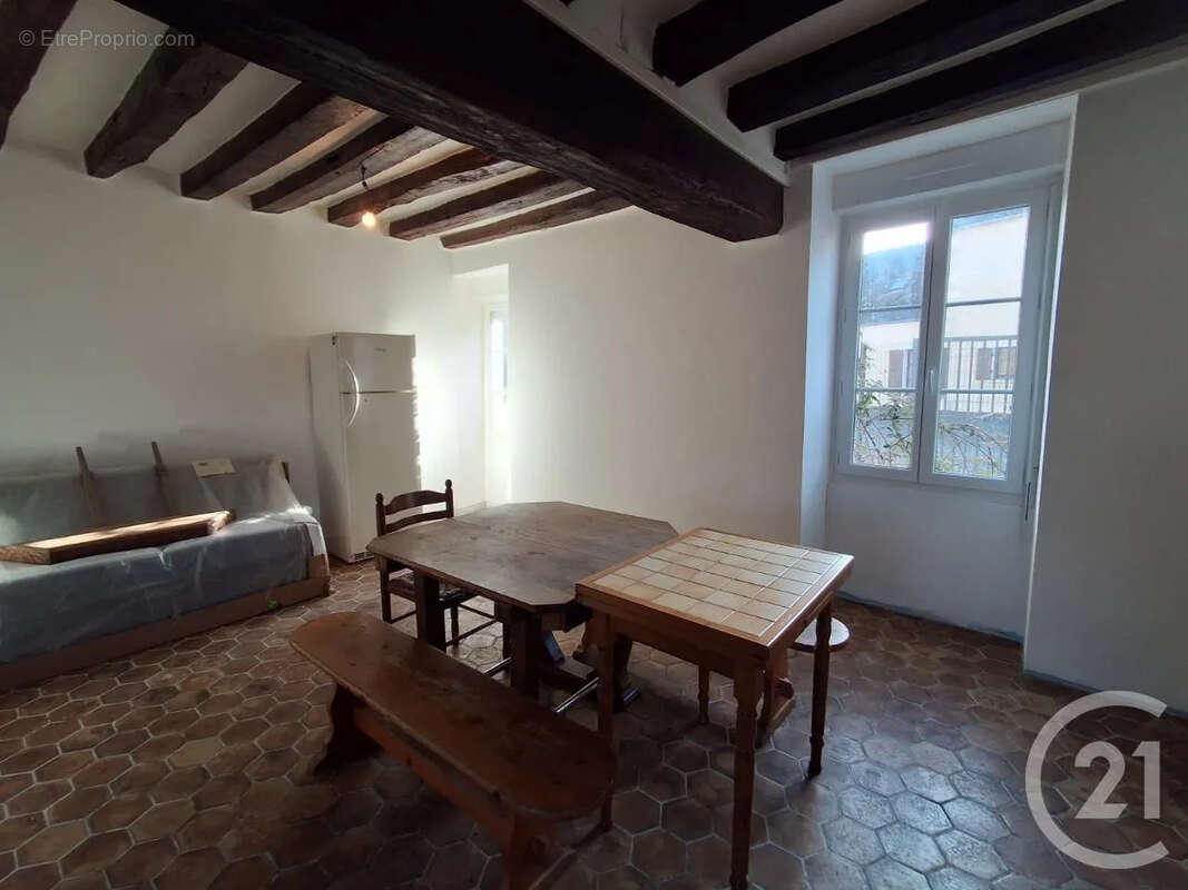 Maison à ETAIS-LA-SAUVIN
