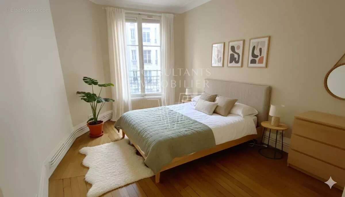 Appartement à PARIS-15E