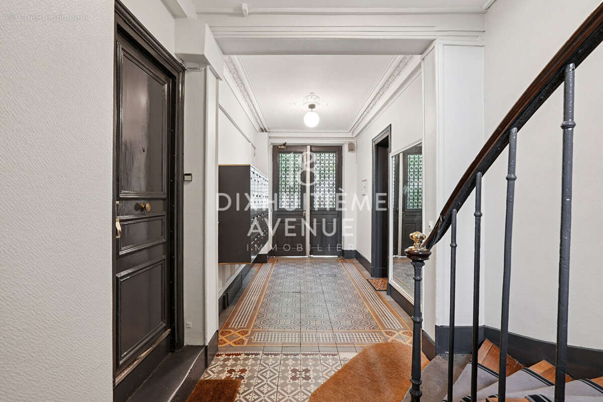 Appartement à PARIS-18E