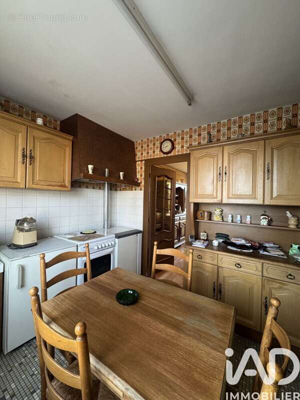 Photo 3 - Maison à SAINT-DOULCHARD