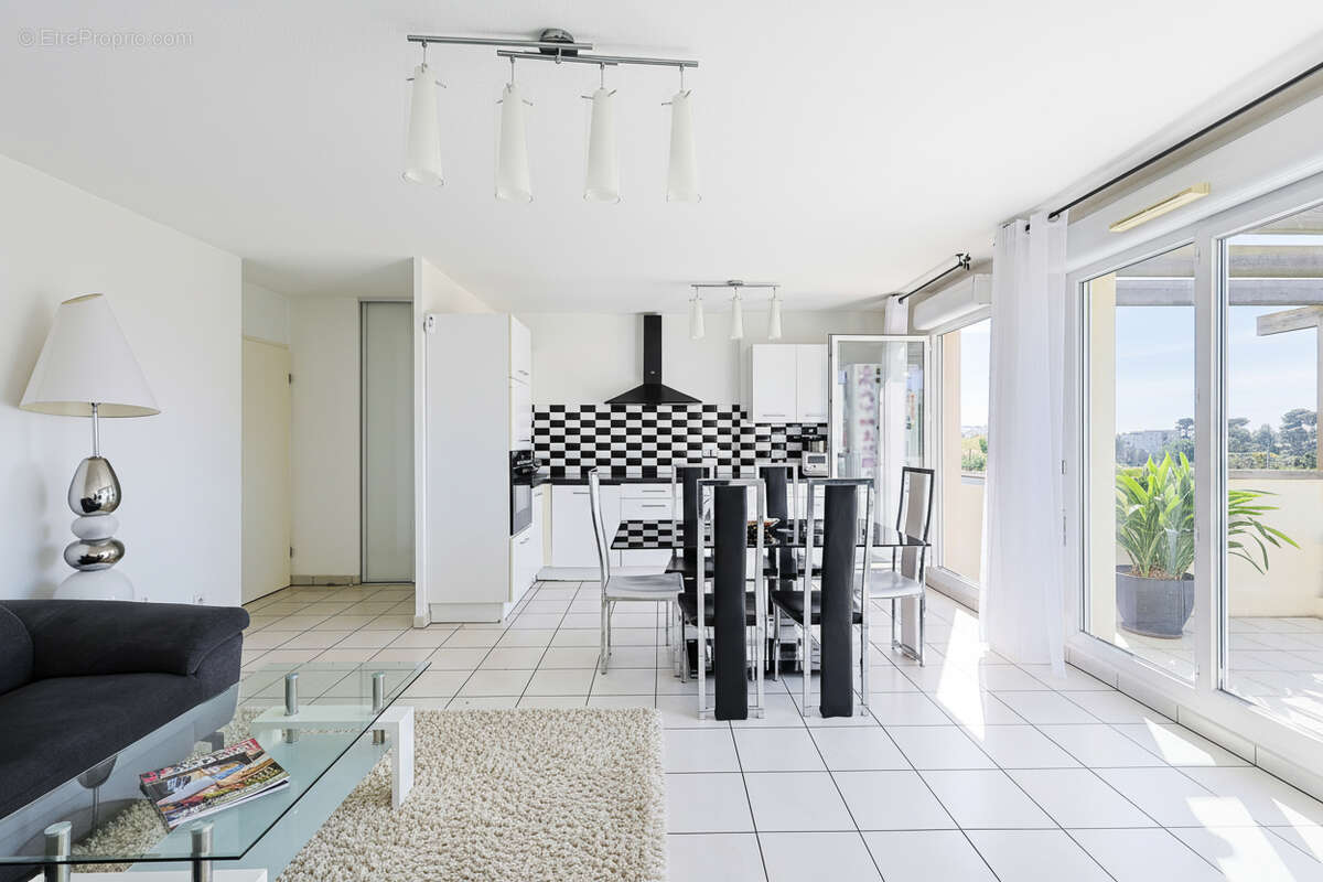 Appartement à MARSEILLE-14E