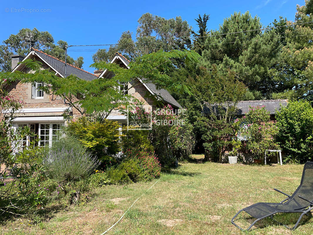 Maison à SAINT-COULOMB