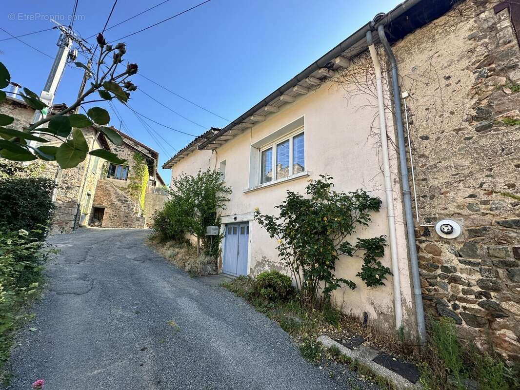 Maison à BEAUJEU