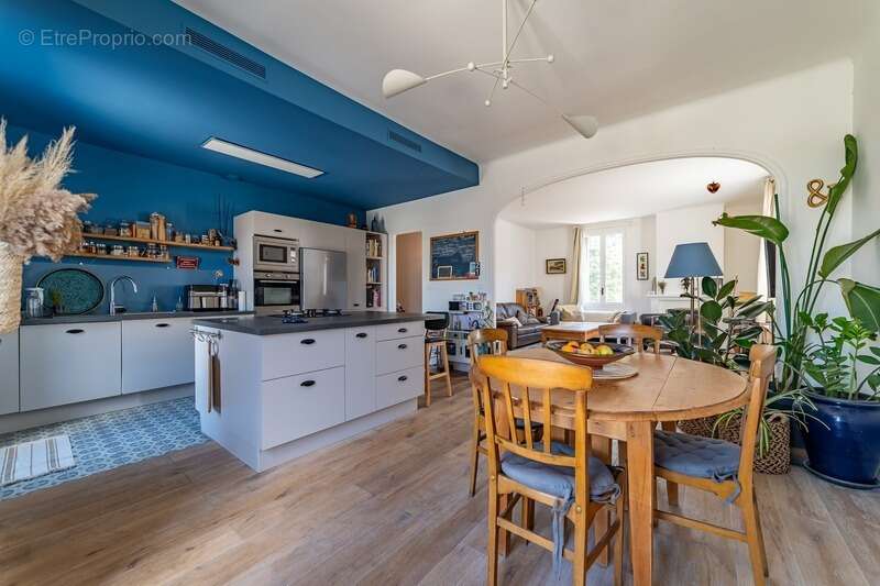 Exceptionnel : propriété avec piscine à sommieres, idl pour un projet famillial et/ ou investissement - photo 9
