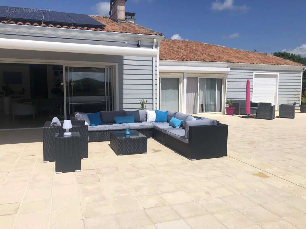 Maison à LE TEMPLE-SUR-LOT