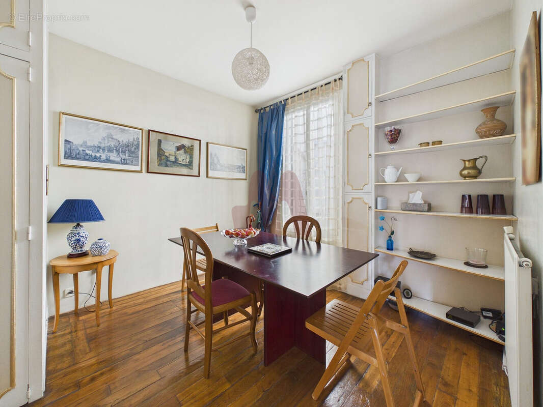 Appartement à IVRY-SUR-SEINE