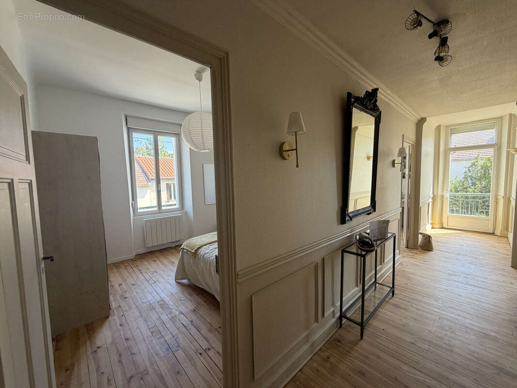 Appartement T4 de 93 m2 Lumineux, 3 chambres - Environnement calme - photo 7