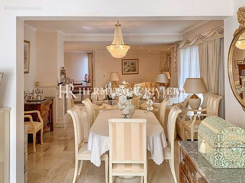 Maison à ROQUEBRUNE-CAP-MARTIN