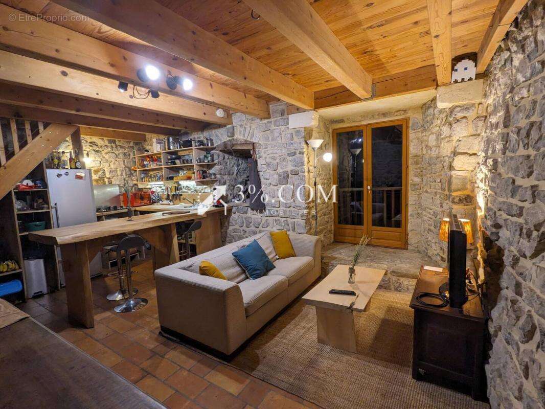 Maison à SAINTE-JALLE